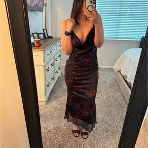 Bodycon Mermaid Hemline Dress with Draped Neck